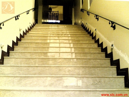 Lựa chon vật liệu làm bậc cầu thang gia chủ nên biết.