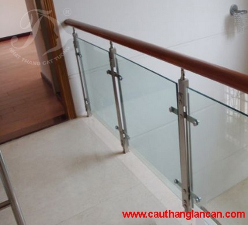 Lan can kính 030514022