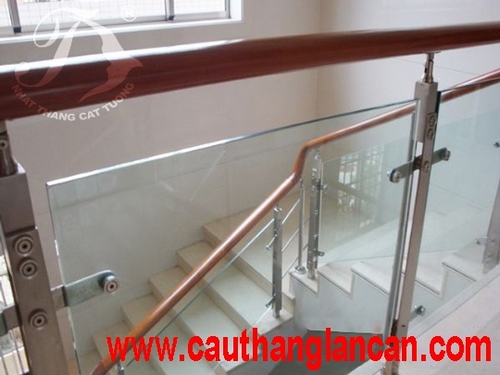 Lan can kính 030514032