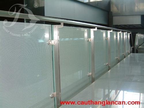 Lan can kính 030514037