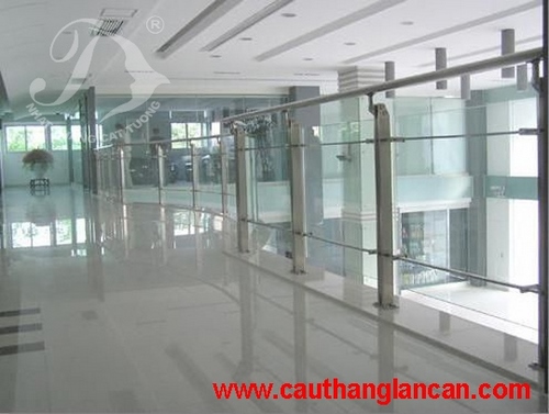 Lan can kính 030514042