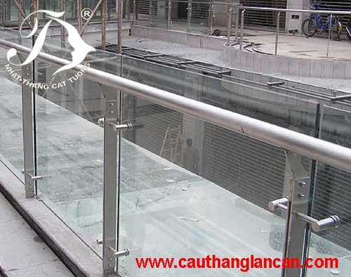 Lan can kính 030514060