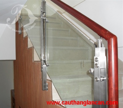 Lan can kính 030514069